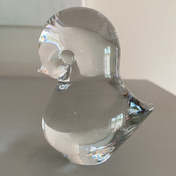 Large Vintage Glass Paperweight Baby Chick Bird Figurine Clear Tall 3.5 inches - Picture 3 of 12